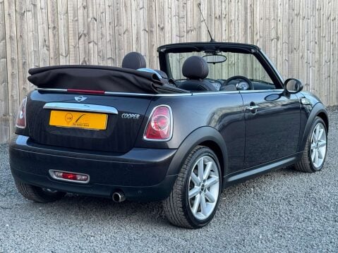 Mini Convertible 1.6 Cooper Highgate 2dr - NATIONAL DELIVERY* 4