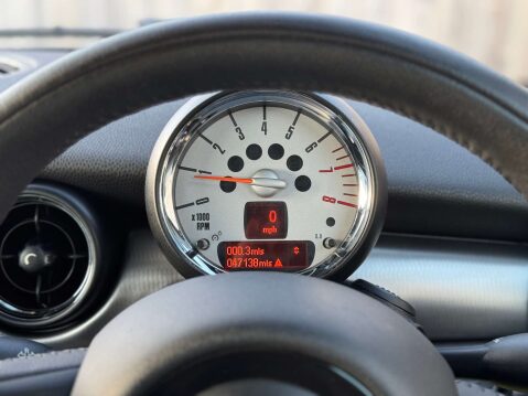Mini Convertible 1.6 Cooper Highgate 2dr - NATIONAL DELIVERY* 34