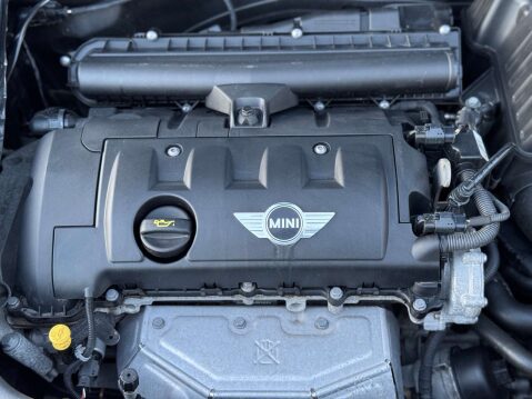 Mini Convertible 1.6 Cooper Highgate 2dr - NATIONAL DELIVERY* 51