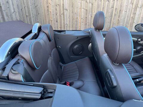 Mini Convertible 1.6 Cooper Highgate 2dr - NATIONAL DELIVERY* 23