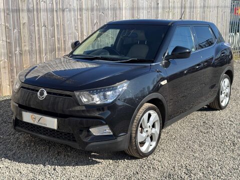 SsangYong Tivoli 1.6 Tivoli EX 5dr - NATIONAL DELIVERY* 10