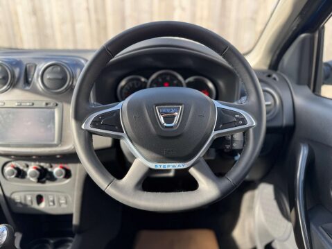Dacia Sandero 1.5 Sandero Stepway Laureate dCi 5dr - NATIONAL DELIVERY* 31