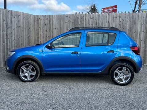 Dacia Sandero 1.5 Sandero Stepway Laureate dCi 5dr - NATIONAL DELIVERY* 8