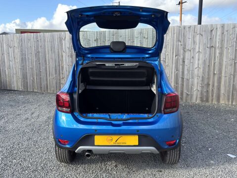 Dacia Sandero 1.5 Sandero Stepway Laureate dCi 5dr - NATIONAL DELIVERY* 28