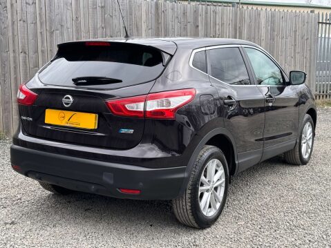 Nissan Qashqai 1.5 Qashqai Acenta Premium dCi 5dr - NATIONAL DELIVERY* 4