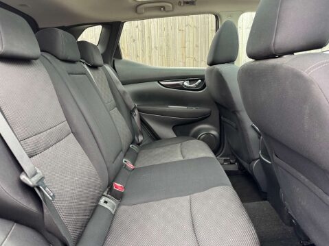 Nissan Qashqai 1.5 Qashqai Acenta Premium dCi 5dr - NATIONAL DELIVERY* 23
