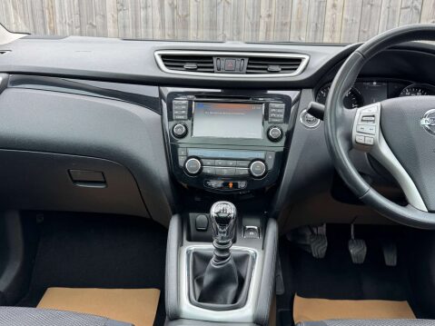 Nissan Qashqai 1.5 Qashqai Acenta Premium dCi 5dr - NATIONAL DELIVERY* 41