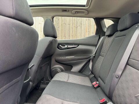 Nissan Qashqai 1.5 Qashqai Acenta Premium dCi 5dr - NATIONAL DELIVERY* 26
