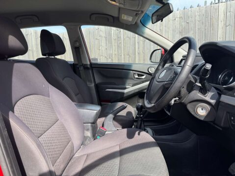 SsangYong Korando 2.0 Korando SE 5dr - NATIONAL DELIVERY* 14