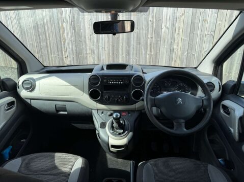 Peugeot Partner Tepee 1.6 Partner Tepee Outdoor HDi 5dr - NATIONAL DELIVERY* 25