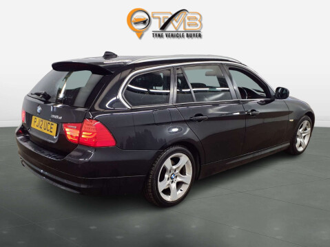 BMW 3 Series 2.0 318d Exclusive Edition Automatic 5dr - NATIONAL DELIVERY* 2