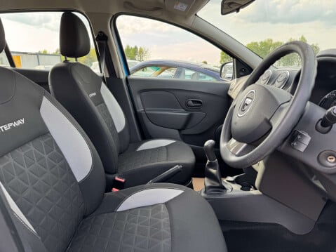 Dacia Sandero 1.5 Sandero Stepway Ambiance dCi 5dr - NATIONAL DELIVERY* 16