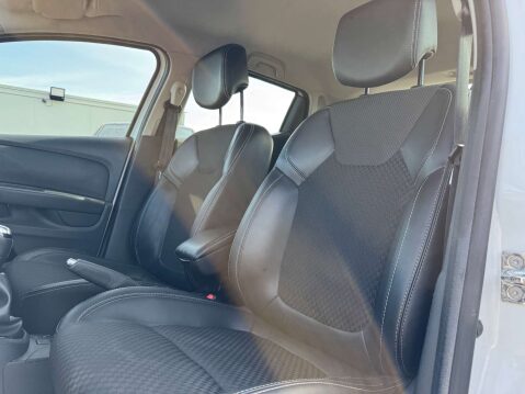 Renault Clio 1.5 Clio Dynamique S Nav dCi 5dr - NATIONAL DELIVERY* 19