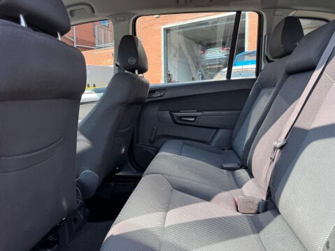 Vauxhall Zafira 1.8 Zafira Exclusive 5dr - NATIONAL DELIVERY* 26