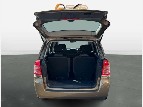 Vauxhall Zafira 1.8 Zafira Exclusive 5dr - NATIONAL DELIVERY* 28