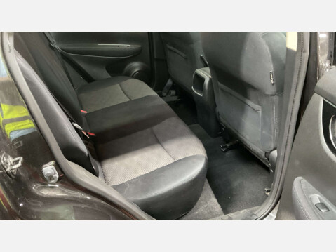 Nissan Qashqai 1.5 Qashqai N-Tec+ dCi 5dr - NATIONAL DELIVERY* 8