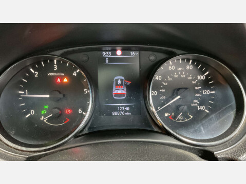 Nissan Qashqai 1.5 Qashqai N-Tec+ dCi 5dr - NATIONAL DELIVERY* 10