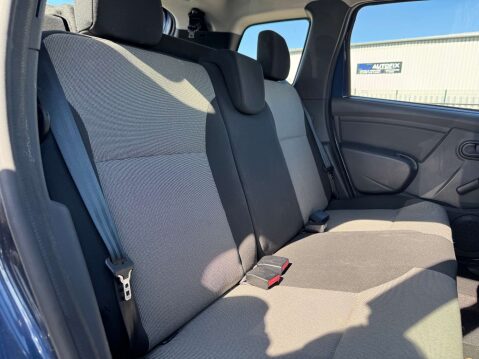Dacia Duster 1.5 Duster Ambiance dCi 4x2 5dr - NATIONAL DELIVERY* 22
