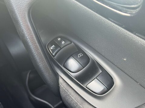 Nissan Qashqai 1.5 Qashqai N-Tec+ dCi 5dr - NATIONAL DELIVERY 32