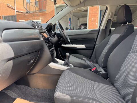Suzuki Vitara 1.6 Vitara SZ-T 5dr - NATIONAL DELIVERY* 17