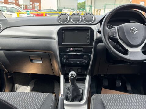 Suzuki Vitara 1.6 Vitara SZ-T 5dr - NATIONAL DELIVERY* 38