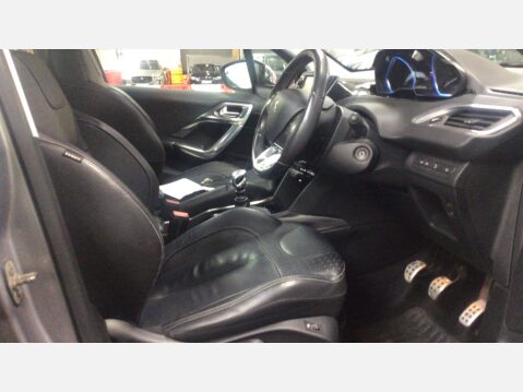 Peugeot 2008 1.6 2008 Feline Mistral e-HDi 5dr - NATIONAL DELIVERY* 7