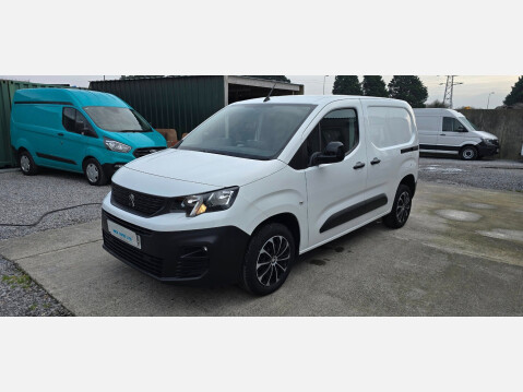 Peugeot Partner BLUEHDI PROFESSIONAL PREMIUM L1 H1 1.5 HDI 100ps EU6 NAV 6 SPEED 5