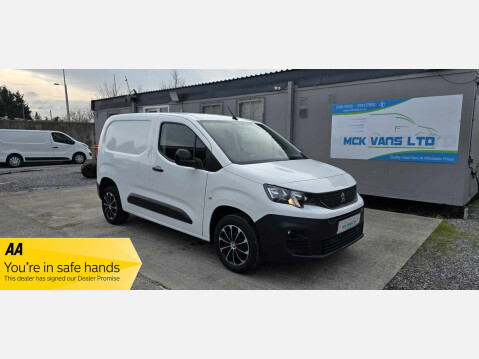 Peugeot Partner BLUEHDI PROFESSIONAL PREMIUM L1 H1 1.5 HDI 100ps EU6 NAV 6 SPEED 1