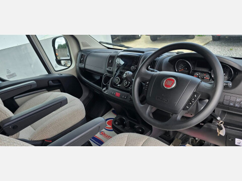 Fiat Auto-Trail TRIBUTE T 620 MOTORHOME 2.3 MULTIJET 130 4 BERTH 7