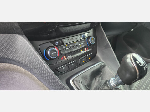 Ford Transit Connect SPORT 250 L1 H1 1.5 TDCI 100PS EU6 17