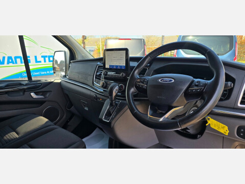 Ford Tourneo Custom tourneo titanium 320 L2 H1 9 SEATER 2.0 tdci 130ps eu6 auto 8