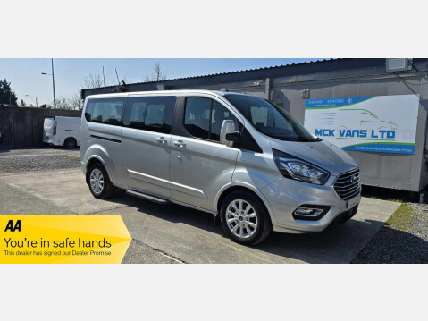 Ford Tourneo Custom tourneo titanium 320 L2 H1 9 SEATER 2.0 tdci 130ps eu6 auto 1