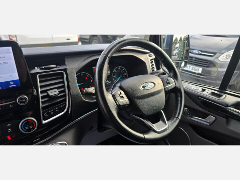 Ford Tourneo Custom 320 TITANIUM L2 H1 2.0 TDCI 130ps EU6 16