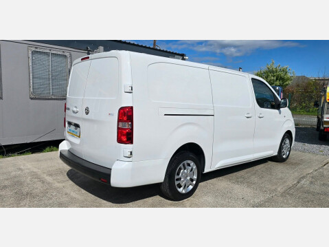 Vauxhall Vivaro sportive 2900 l2 h1 1.5d 100PS eu6 2