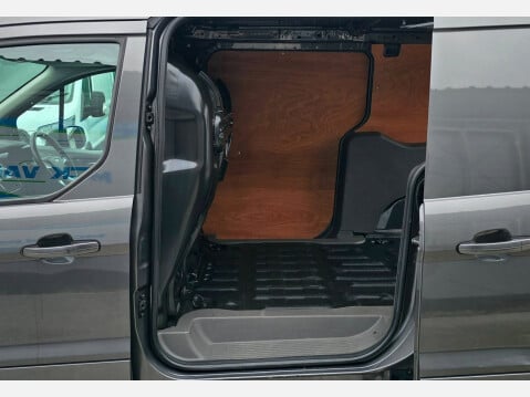 Ford Transit Connect LIMITED 240 L2 H1 1.5 TDCI 120ps EU6 25