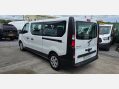 Renault Trafic BUSINESS LL30 9 SEATER MINIBUS LWB 2.0DCI 150 EU6 3