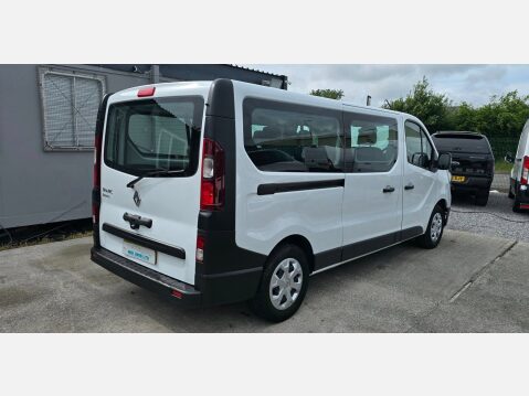Renault Trafic BUSINESS LL30 9 SEATER MINIBUS LWB 2.0DCI 150 EU6 2