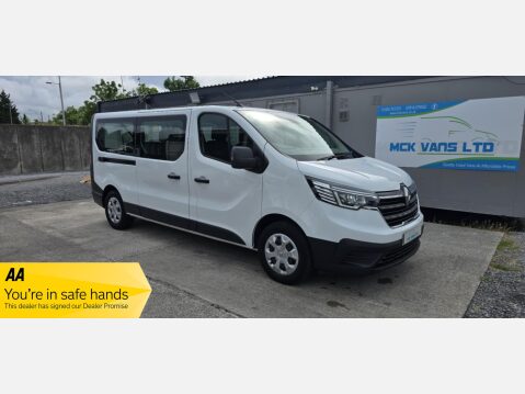 Renault Trafic BUSINESS LL30 9 SEATER MINIBUS LWB 2.0DCI 150 EU6 1