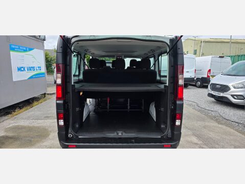 Renault Trafic BUSINESS LL30 9 SEATER MINIBUS LWB 2.0DCI 150 EU6 19