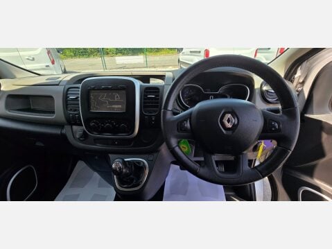 Renault Trafic SPORT SL27 L1 H1 1.6DCI 115ps 9