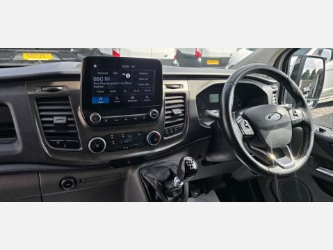 Ford Transit Custom 300 TREND P/V 2.0 TDCI 105ps ECOBLUE 13