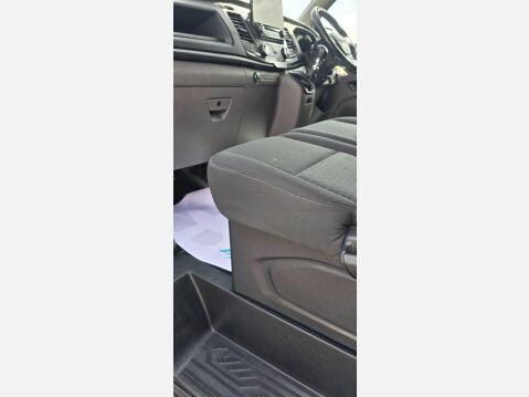 Ford Transit Custom 300 TREND P/V 2.0 TDCI 105ps ECOBLUE 12