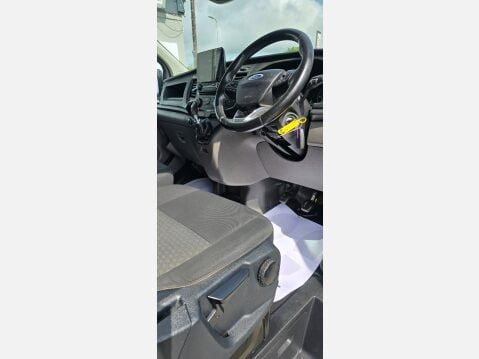 Ford Transit Custom 300 TREND P/V 2.0 TDCI 105ps ECOBLUE 9