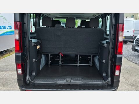 Renault Trafic BUSINESS SL28 SWB 9 SEATER MINIBUS 2.0 DCI 150 EU6 26