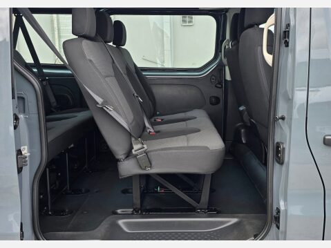 Renault Trafic BUSINESS SL28 SWB 9 SEATER MINIBUS 2.0 DCI 150 EU6 9