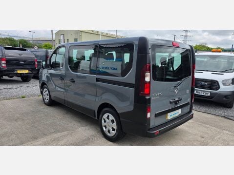 Renault Trafic BUSINESS SL28 SWB 9 SEATER MINIBUS 2.0 DCI 150 EU6 4