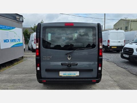 Renault Trafic BUSINESS SL28 SWB 9 SEATER MINIBUS 2.0 DCI 150 EU6 3