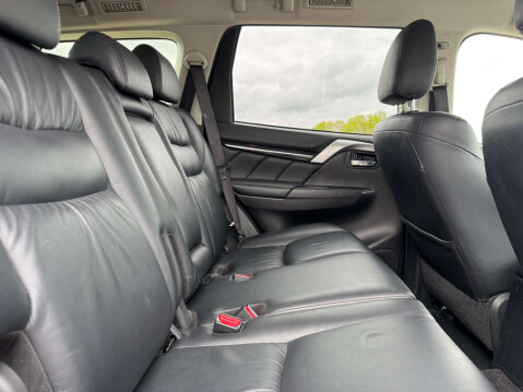 Mitsubishi Shogun Sport 2.4 Shogun Sport DI-D 4 Automatic 4WD 5dr - NATIONAL DELIVERY* 28