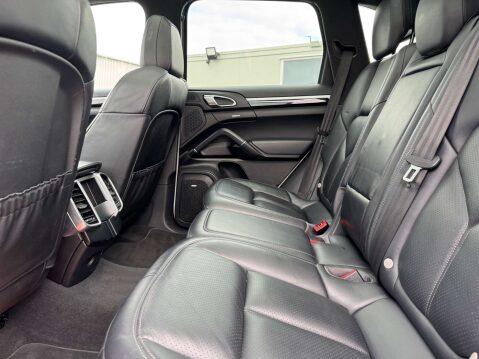 Porsche Cayenne 3.0 Cayenne V6 D Tiptronic S 4WD 5dr - NATIONAL DELIVERY* 24