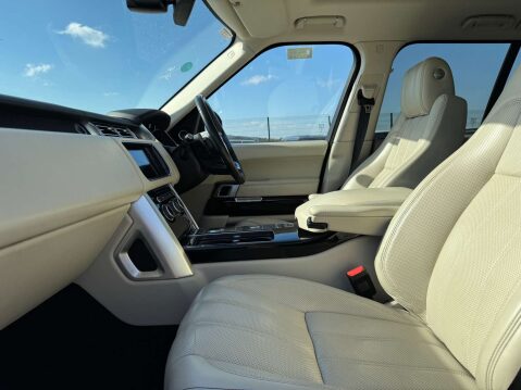 Land Rover Range Rover 3.0 Range Rover Vogue SE TDV6 Automatic 4WD 5dr - NATIONAL DELIVERY* 22